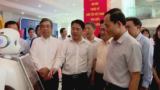 TP. Hồ Chí Minh: Bí thư Thành ủy Trần Lưu Quang kiểm tra công tác chuẩn bị Đại hội Đảng bộ TP. Hồ Chí Minh lần thứ I - Ảnh 3.