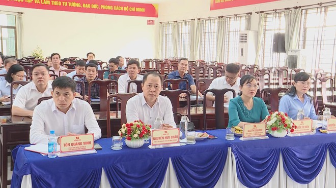Hội nghị Ban Chấp hành Đảng bộ phường An Phú lần thứ II (mở rộng): Tăng tốc thực hiện mục tiêu năm 2025 - Ảnh 2.