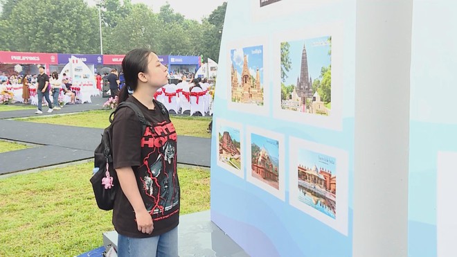 Đông đảo du khách tham gia Lễ hội Văn hóa Thế giới lần thứ Nhất tại Hà Nội - Ảnh 7.