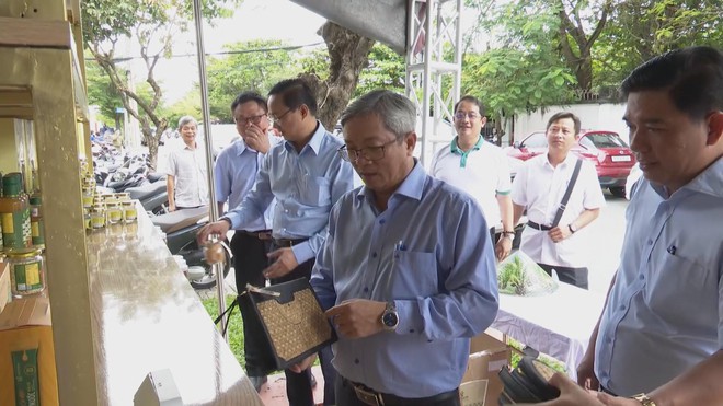 Xã Nhà Bè khai mạc Tuần lễ Văn hóa ẩm thực và mùa mua sắm 2025 - Ảnh 7.