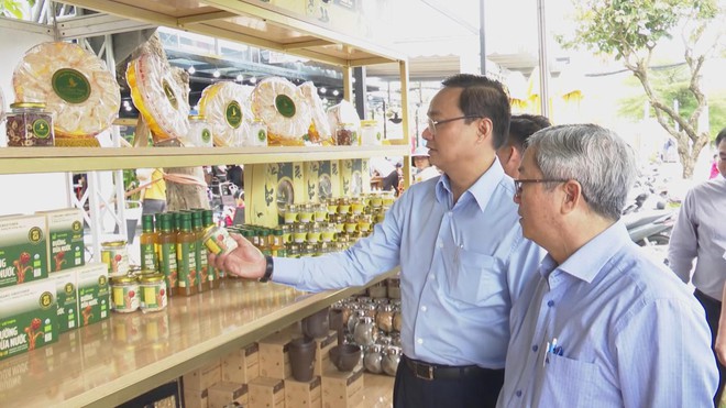 Xã Nhà Bè khai mạc Tuần lễ Văn hóa ẩm thực và mùa mua sắm 2025 - Ảnh 9.