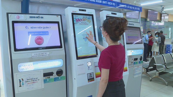Người dân được đổi nơi khám chữa bệnh BHYT hoàn toàn miễn phí - Ảnh 3.