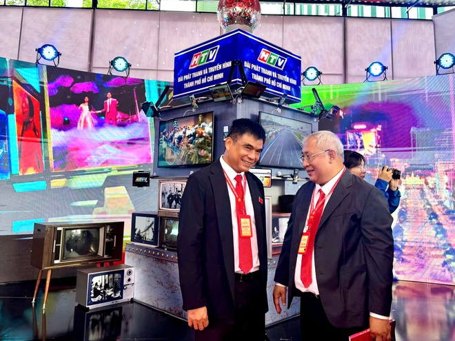 Không gian "Tháp đa truyền thông HTV" tại Triển lãm thành tựu Báo chí - Xuất bản - Ảnh 7.