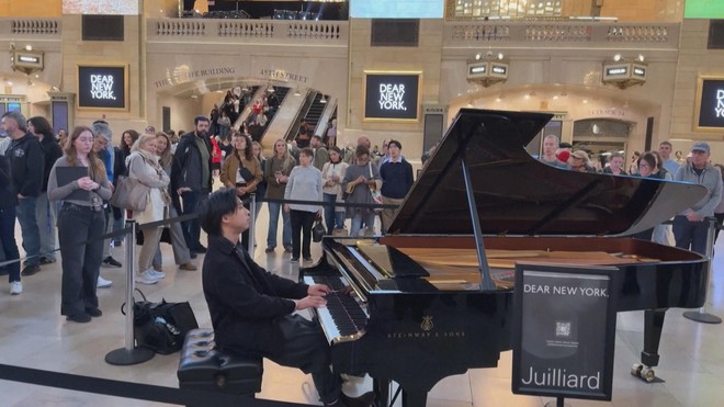 Mỹ: Nhà ga Grand Central thành nơi triển lãm về người New York - Ảnh 2.