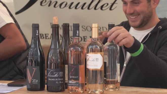 Pháp: Lễ hội thu hoạch nho Montmartre ở thủ đô Paris - Ảnh 4.