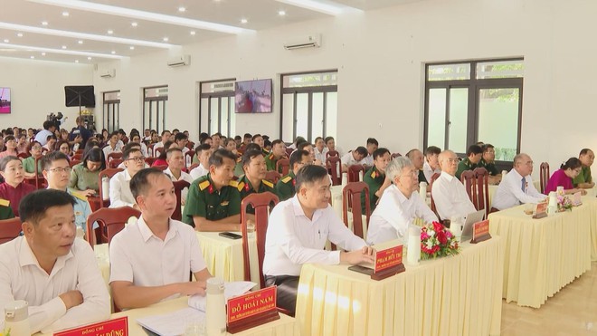 Nhân dân phường Tân Phước và đặc khu Côn Đảo gửi gắm niềm tin về Đại hội - Ảnh 3.