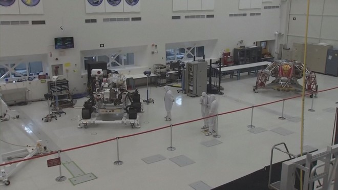 NASA sa thải gần 550 nhân viên để tái cấu trúc - Ảnh 1.