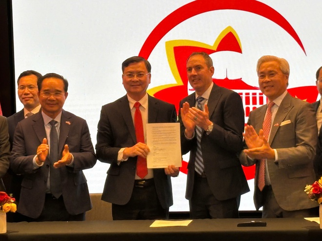 TP. Hồ Chí Minh ký kết MOU với Nasdaq phát triển trung tâm tài chính quốc tế - Ảnh 3.