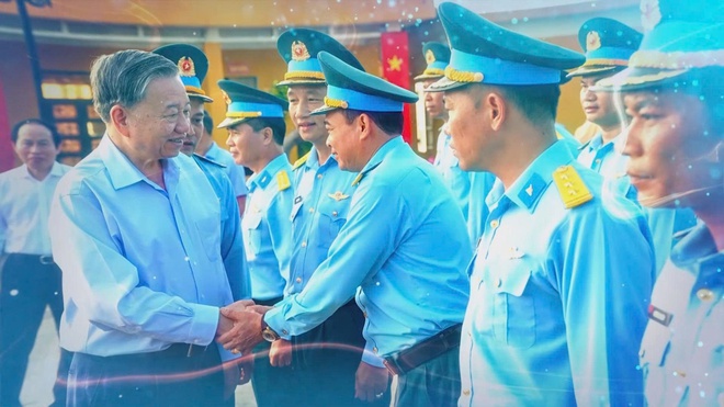 Trao giải Cuộc thi và Triển lãm ảnh nghệ thuật cấp quốc gia “Tổ quốc bên bờ sóng” lần thứ III - Ảnh 4.