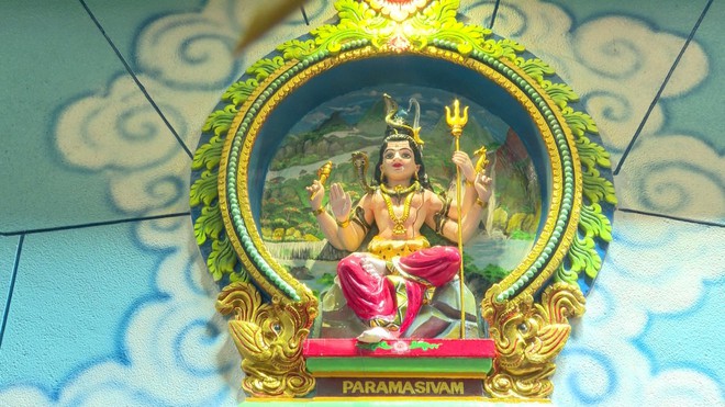Đền Bà Mariamman được công nhận là di tích kiến trúc, nghệ thuật cấp thành phố - Ảnh 3.