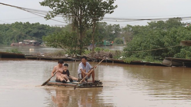 Hà Nội báo động lũ trên nhiều sông - Ảnh 2.