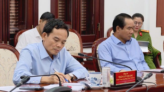 Chuyển đổi số - “cứu cánh” trong sắp xếp đơn vị hành chính tại TP. Hồ Chí Minh - Ảnh 3.