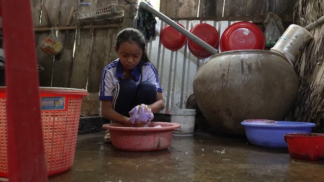 Nhật Mến: Cô học trò nghèo ấp ủ giấc mơ làm công an để bảo vệ người yếu thế- Ảnh 10.