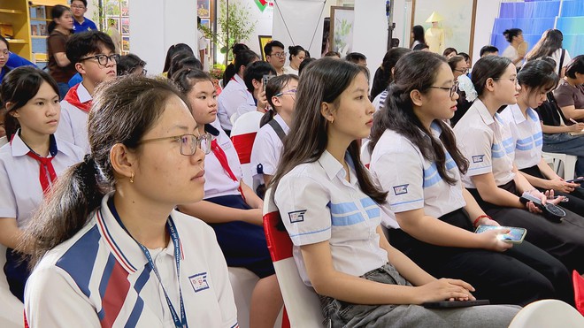 Sôi động những ngày Văn học - Nghệ thuật TP. Hồ Chí Minh - Ảnh 4.