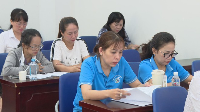 Ban Chấp hành Hội Liên hiệp Phụ nữ TP. Hồ Chí Minh đã tham gia góp ý Dự thảo Báo cáo chính trị nhiệm kỳ 2025-2030 - Ảnh 4.