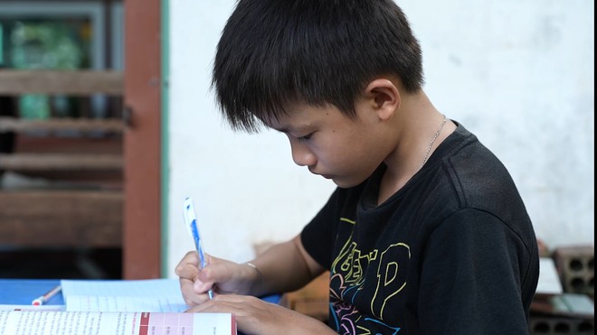 Công Hậu ước mơ thành giáo viên gần nhà để chăm sóc ông bà - Mái ấm gia đình Việt - Ảnh 6.