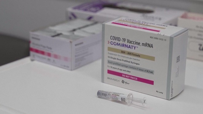 Tiêm vắc-xin COVID-19, nhiều bệnh nhân tăng đề kháng khối ung thư - Ảnh 2.