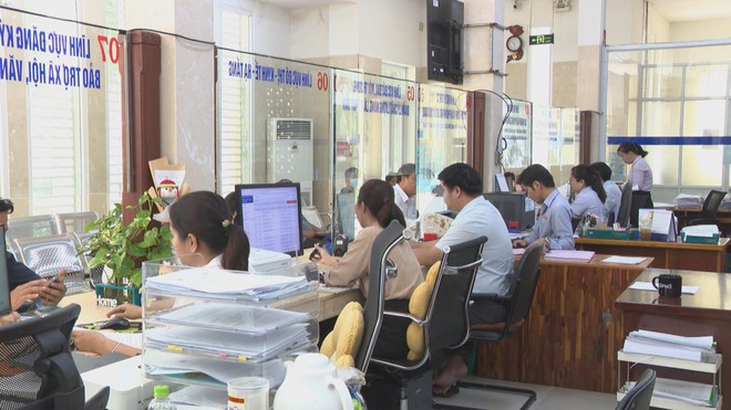 Từ Nghị quyết 18: Chuyển biến rõ nét trong tổ chức bộ máy ở xã Phú Giáo - Ảnh 1.