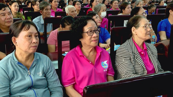 TP. Hồ Chí Minh: Tăng cường phòng chống sốt xuất huyết tại cộng đồng - Ảnh 2.
