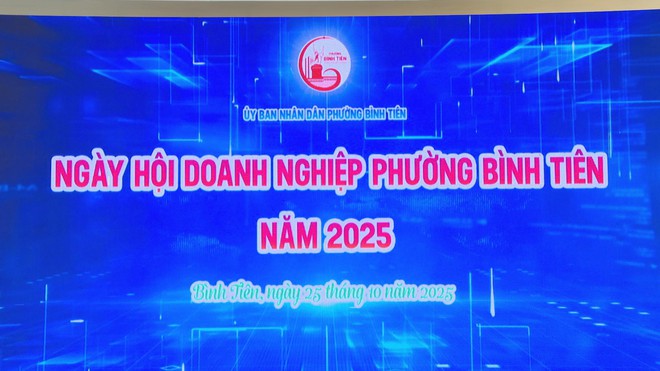Ngày hội doanh nghiệp phường Bình Tiên: Hàng bình ổn, giảm giá đến 50% phục vụ người dân - Ảnh 1.