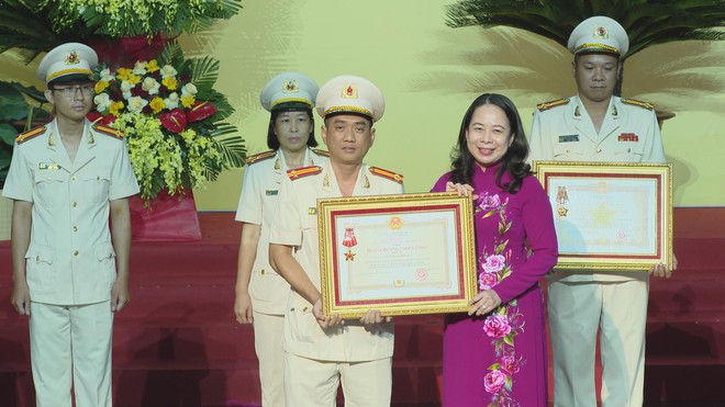 Phong trào thi đua yêu nước TP. Hồ Chí Minh: Bản sắc của một Thành phố nghĩa tình, năng động và sáng tạo - Ảnh 4.