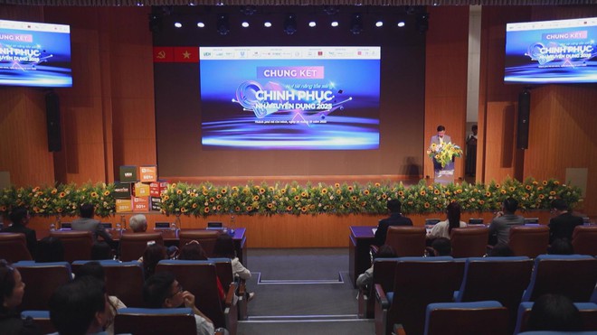 Mở ra hơn 3.000 cơ hội việc làm cho sinh viên tại Ngày hội UEH Career Fair 2025 - Ảnh 5.