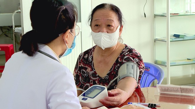 Phát động chiến dịch phòng chống sốt xuất huyết tại TP. Hồ Chí Minh - Ảnh 9.