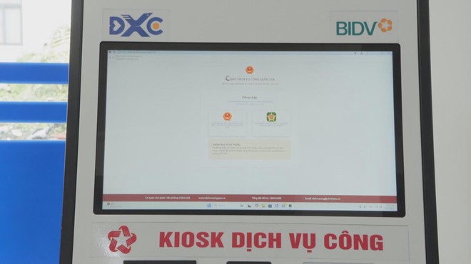 Thủ tục trực tuyến khi “điểm nghẽn vô hình” cản trở cải cách hành chính - Ảnh 1.