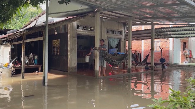 TP. Hồ Chí Minh cảnh báo triều cường báo động 3: Tăng nguy cơ ngập úng và yêu cầu ứng phó khẩn cấp - Ảnh 4.