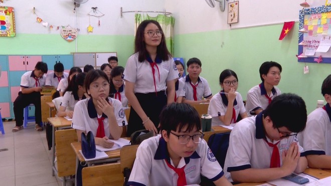 Thời sự HTV ngày 29/10/2025 | Các trường học thích ứng sẵn sàng cho kỳ thi lớp 10 đầu tiên sau sáp nhập- Ảnh 4. Thời sự HTV ngày 29/10/2025 | Các trường học thích ứng sẵn sàng cho kỳ thi lớp 10 đầu tiên sau sáp nhập- Ảnh 4.