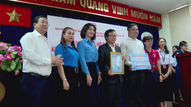 TP. Hồ Chí Minh: Tiếp nhận hơn 10 tỷ đồng ủng hộ đồng bào miền Trung bị ảnh hưởng bão lũ - Ảnh 3.