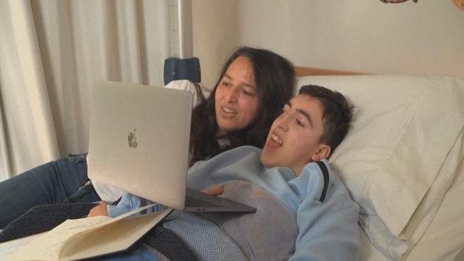 Australia: Triển khai robot giúp trẻ em học từ xa - Ảnh 1.