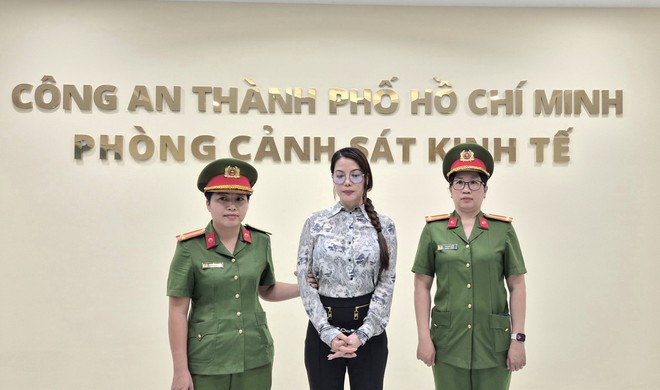 Khởi tố, bắt tạm giam nghệ sĩ, diễn viên Trương Ngọc Ánh về hành vi “Lạm dụng tín nhiệm chiếm đoạt tài sản” - Ảnh 1.