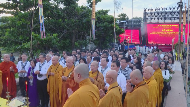 Hội sách Huyền thoại Côn Đảo: Tri thức lan tỏa, tinh thần yêu nước bừng sáng - Ảnh 7.