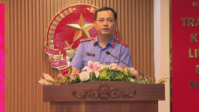 Viện kiểm sát TP. Hồ Chí Minh chung tay ủng hộ người dân bị bão lũ - Ảnh 1.