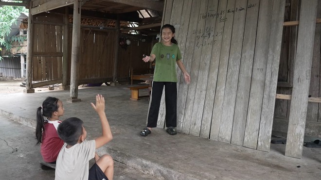 Ngôi nhà trống trải không có cửa và cô bé mồ côi Bảo Hân nằm ngủ võng- Ảnh 3.