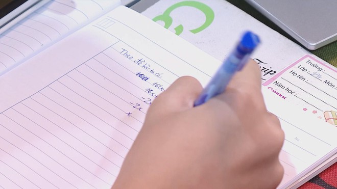Nhiều trường tại Hà Nội học online phòng tránh bão số 11 - Ảnh 6.