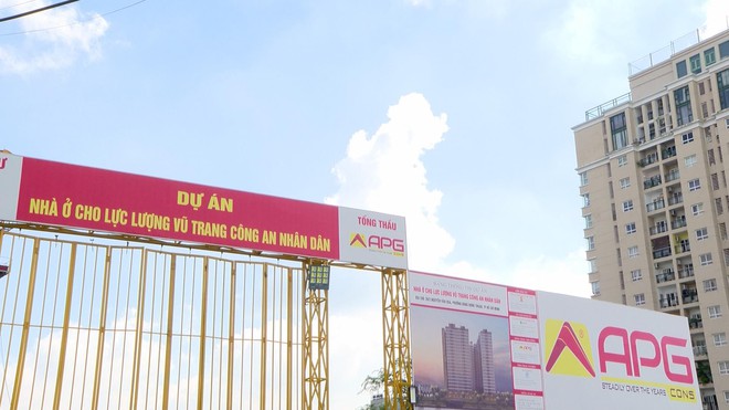 TP. Hồ Chí Minh phấn đấu hoàn thành trên 13.000 căn nhà ở xã hội trong năm 2025 - Ảnh 1.