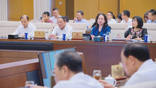 Khai mạc Phiên họp thứ 50 của Ủy ban Thường vụ Quốc hội: Chuẩn bị cho kỳ họp đặc biệt quan trọng - Ảnh 3.