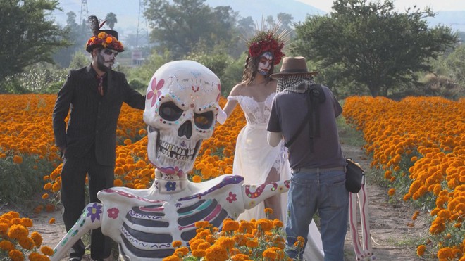 Mexico chuẩn bị cho lễ "Ngày của người chết" - Ảnh 1.