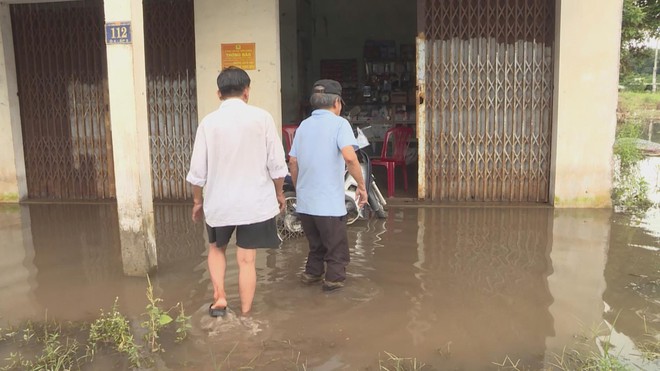 Khẩn trương ứng phó, khắc phục tình trạng ngập cục bộ kéo dài - Ảnh 3.