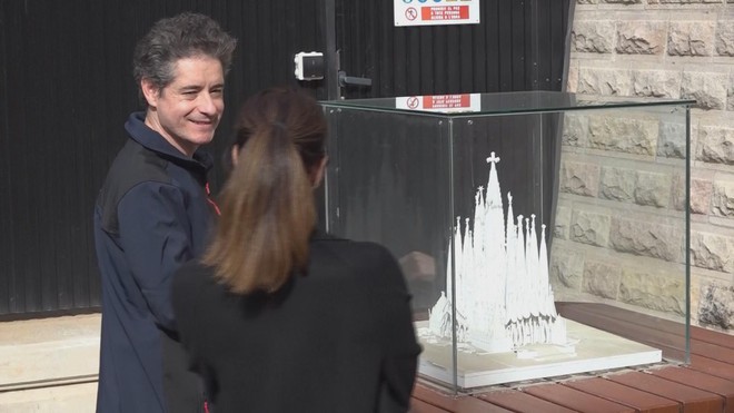 Vương cung Sagrada Familia là nhà thờ cao nhất thế giới - Ảnh 2.