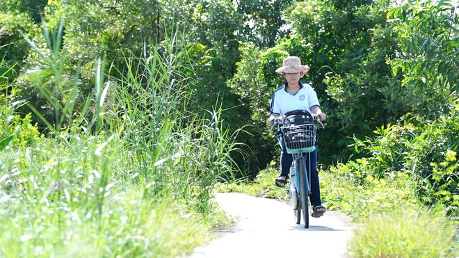 Diễm Quỳnh: Em ước mơ thành công an để lo cho mẹ, bảo vệ mọi người - Mái ấm gia đình Việt- Ảnh 8. Diễm Quỳnh: Em ước mơ thành công an để lo cho mẹ, bảo vệ mọi người - Mái ấm gia đình Việt- Ảnh 8.