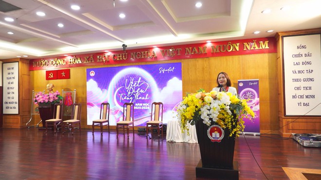 Việt điệu trăng thanh: Sân chơi mới khích lệ học sinh gắn bó với âm nhạc truyền thống - Ảnh 1.