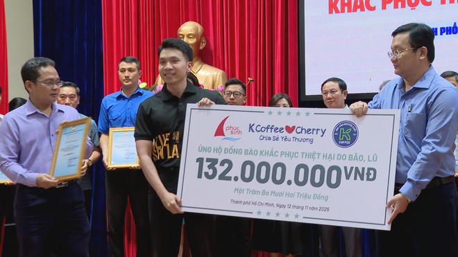 TP. Hồ Chí Minh: Hơn 224 tỉ đồng ủng hộ đồng bào bị thiệt hại do bão, lũ - Ảnh 6.