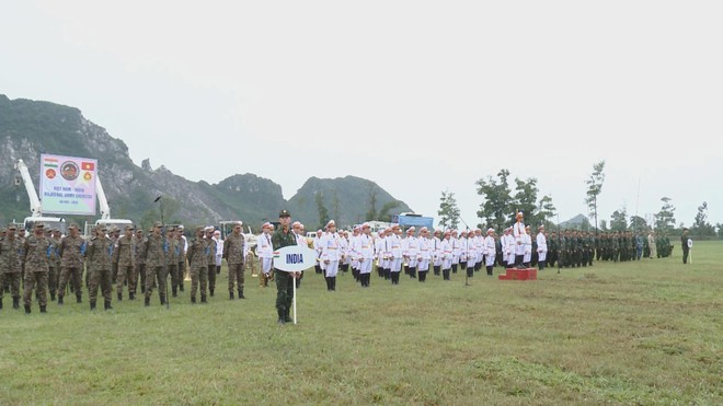 Tăng cường hợp tác quốc phòng Việt Nam – Ấn Độ qua diễn tập gìn giữ hòa bình LHQ - Ảnh 1.