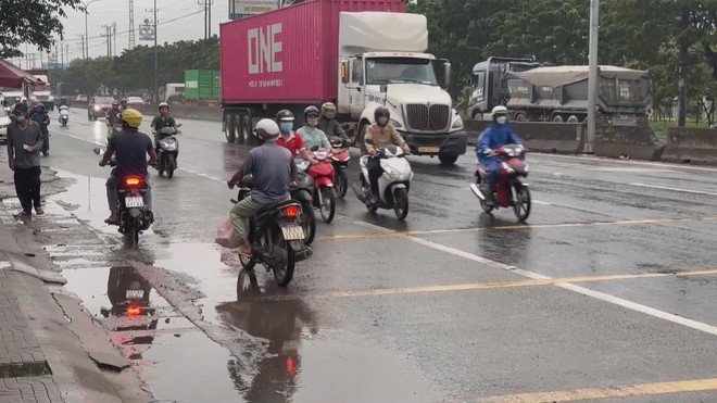 Báo động tình trạng đi ngược chiều trên Quốc lộ 51- Ảnh 2.