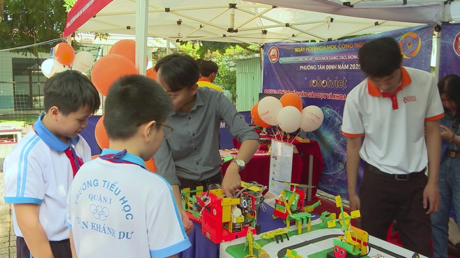 Phường Tân Định tổ chức Ngày hội Khoa học và Công nghệ hưởng ứng Ngày Chuyển đổi số Quốc gia 2025 - Ảnh 3.