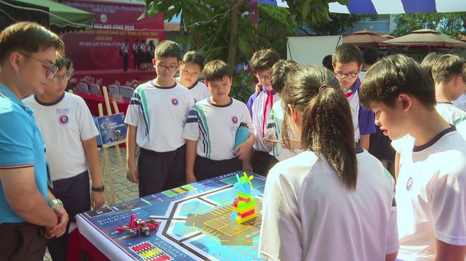 Phường Tân Định tổ chức Ngày hội Khoa học và Công nghệ hưởng ứng Ngày Chuyển đổi số Quốc gia 2025 - Ảnh 2.