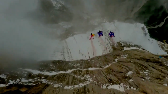 Đường đua vượt chướng ngại vật trên không- Ảnh 3. Đường đua vượt chướng ngại vật trên không- Ảnh 3.